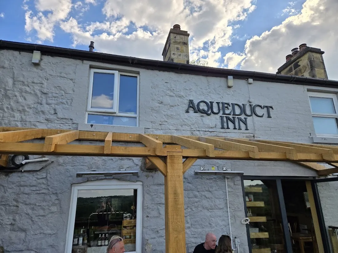The Aqueduct Inn